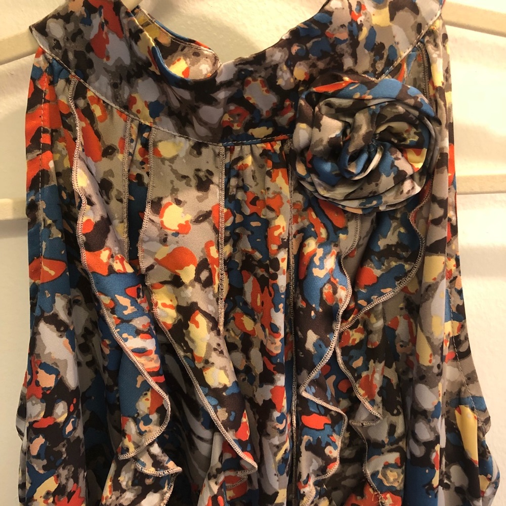 Mock-neck Ruffle Blouse 🌷 - Picture 6 of 8